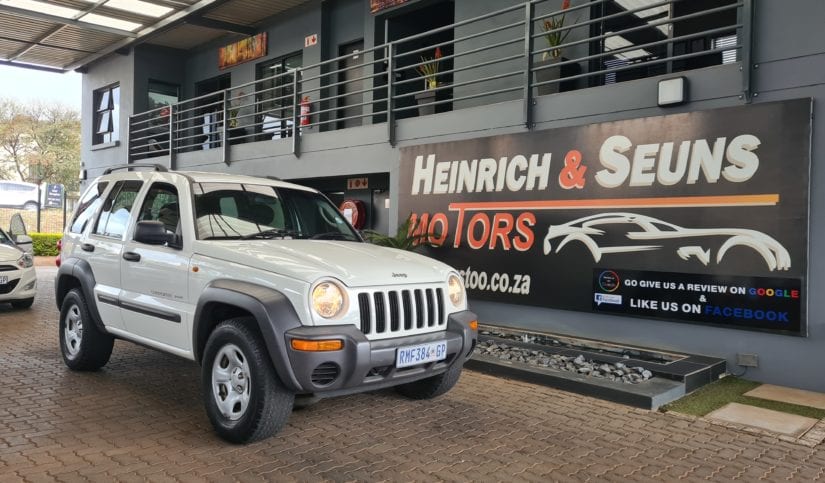 Jeep Cherokee 2.4 Sport
