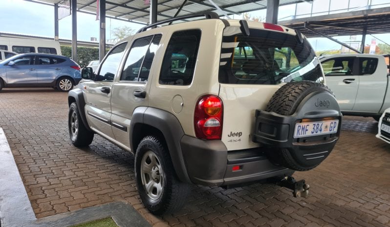 Jeep Cherokee 2.4 Sport