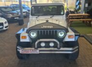 Jeep Wrangler 4.0L V6 Sahara 6Sp