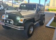 Jeep Wrangler 4.0L V6 Sahara 6Sp