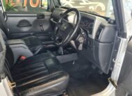 Jeep Wrangler 4.0L V6 Sahara 6Sp