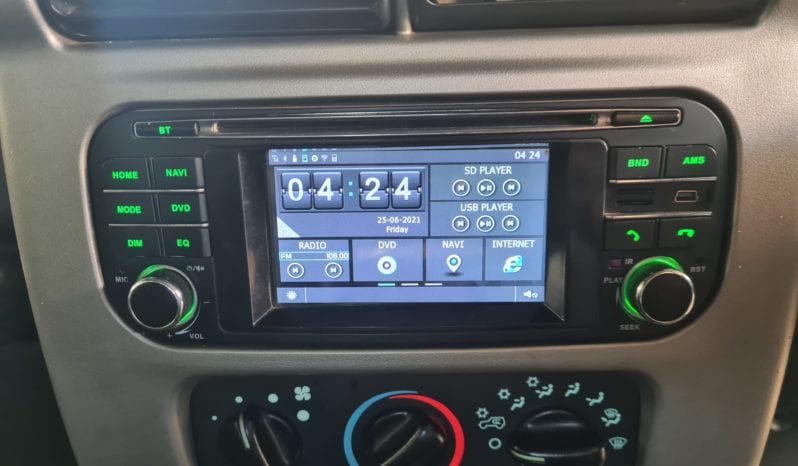 Jeep Wrangler 4.0L V6 Sahara 6Sp