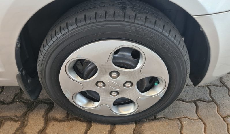 Kia Picanto 1.1 LX Aircon