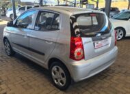 Kia Picanto 1.1 LX Aircon