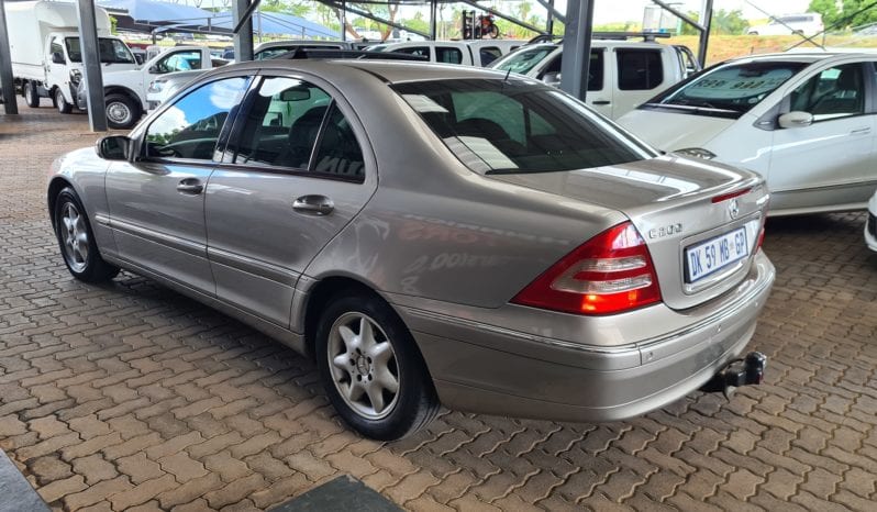Mercedes-Benz C-Class C200 Kompressor Elegance Auto