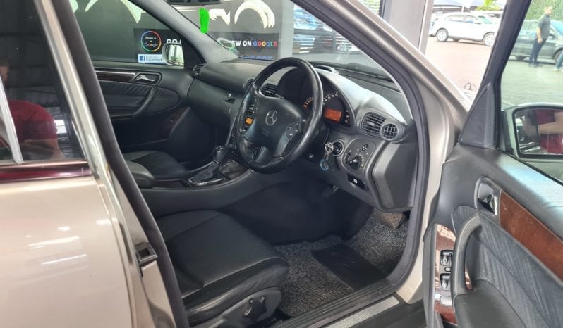 Mercedes-Benz C-Class C200 Kompressor Elegance Auto