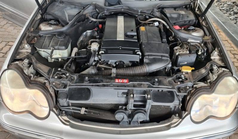 Mercedes-Benz C-Class C200 Kompressor Elegance Auto