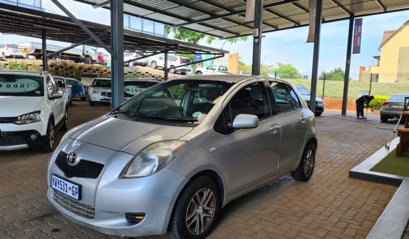 Toyota Yaris 1.3 5-Door T3+