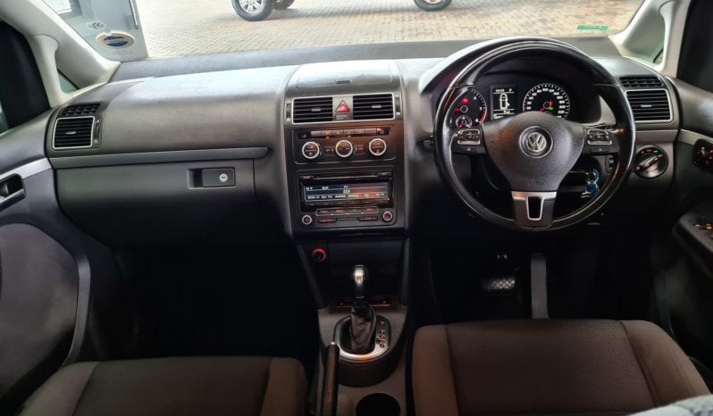 Volkswagen Touran 2.0TDI Trendline Auto