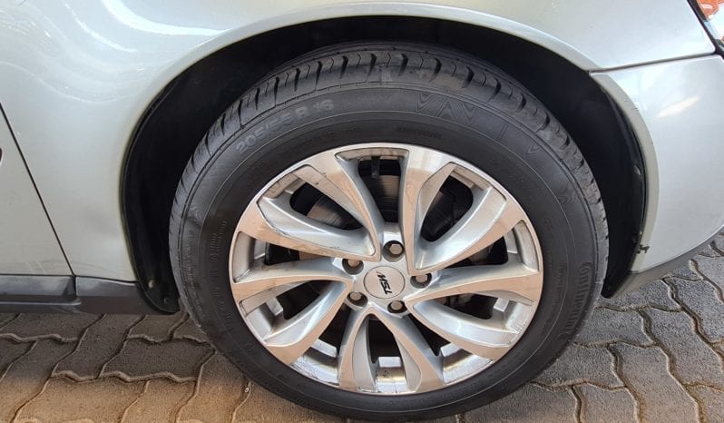 Volvo V50 2.0L