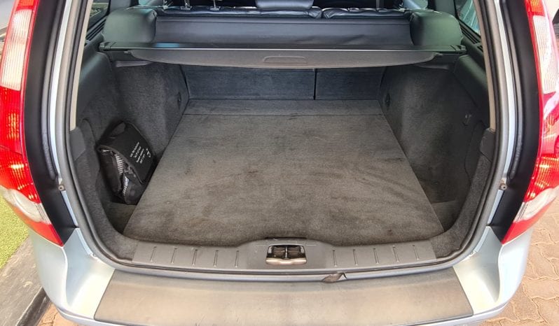 Volvo V50 2.0L