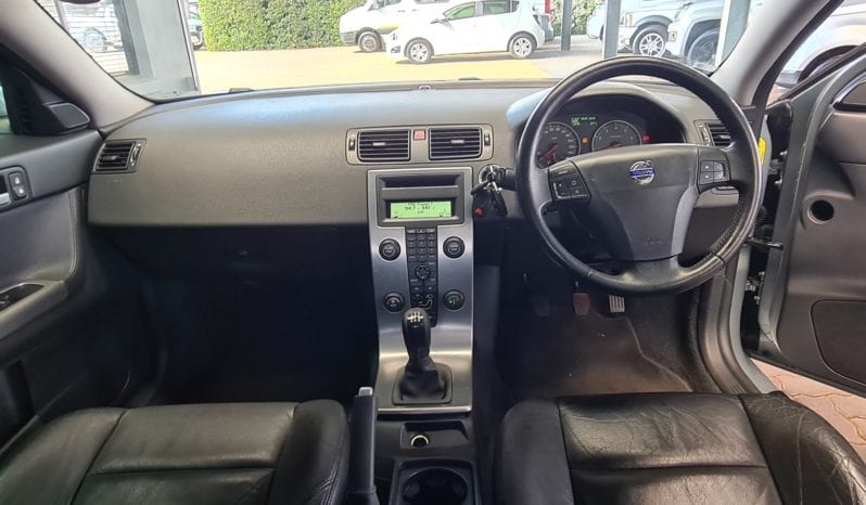 Volvo V50 2.0L